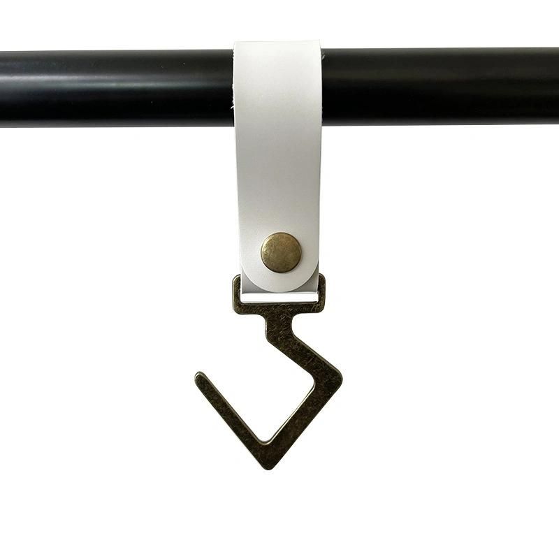 Promotional Gift Bashroom Accessories Camping Kits PU Leather Hanger Metal Hook for Small Kits