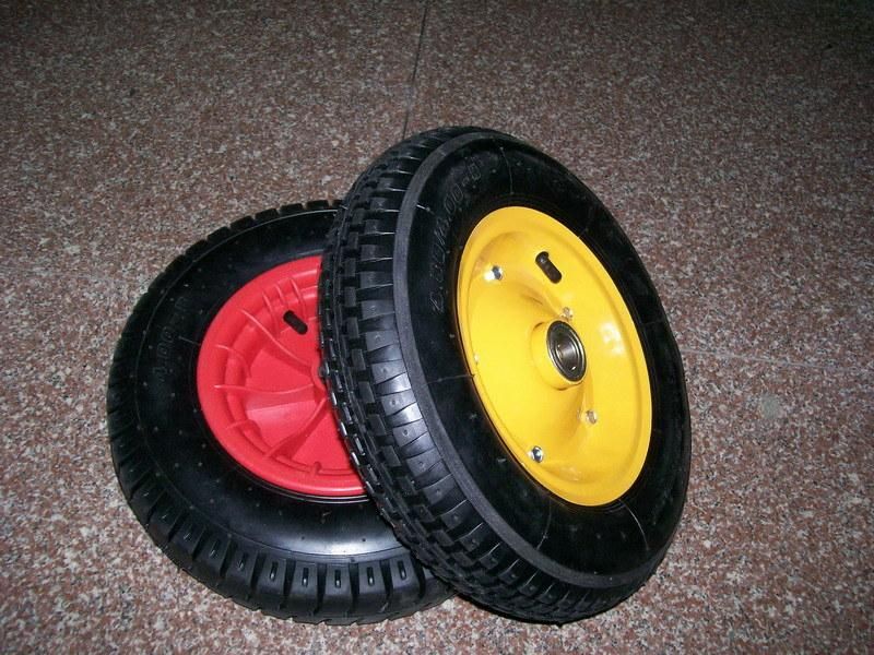 High Quality High Load Capacity Wearable Useful Easy Moving Pneumatic Rubber Wheel for Wheelbarrow (4.00-8)