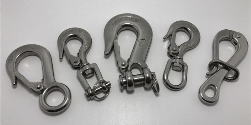 304 Grade Stainless Steel Large Eye Safety Latch Cargo Hook