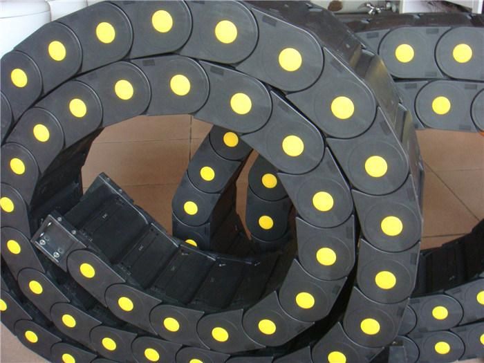 25*50mm Plastic Cable Drag Chain Protection Device Machine