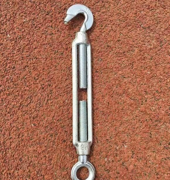 Commerial Type Malleable Turnbuckle with Galvanized Surface