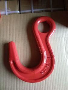 Spray Painting Large Hoist Hooks with 12.5t Carrying Capacity